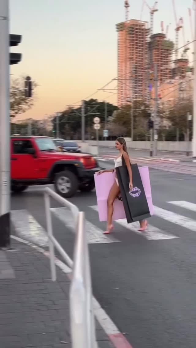 הרמוסה הלבשה תחתונה