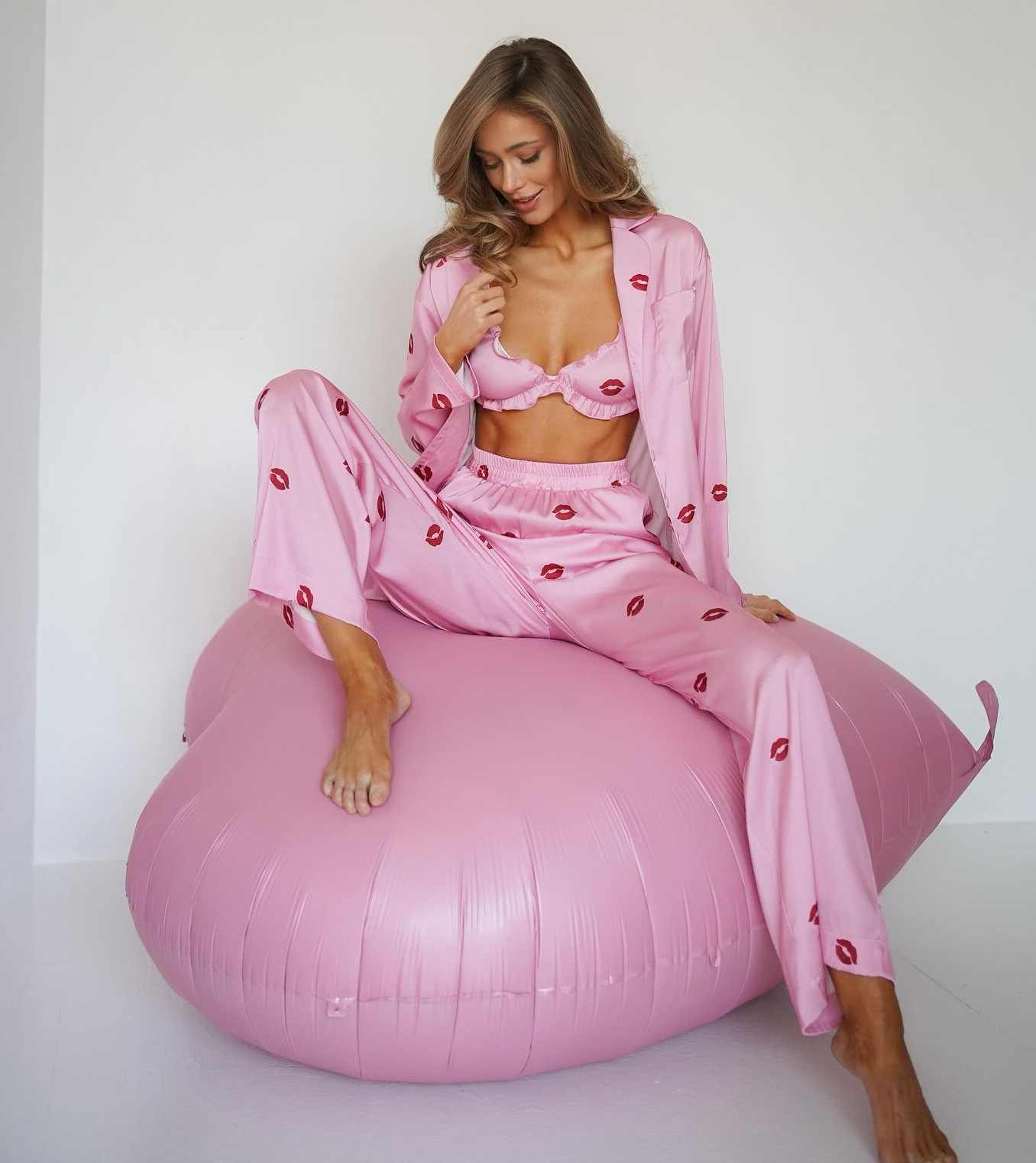 O1CN010qe3w21H3Z6Z6I5oT_!!2212521220702-0-cib