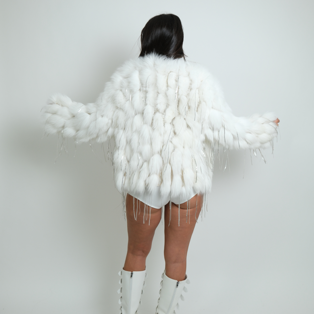 Electric Fuzz - מעיל פרווה עם פרנזים- לבן